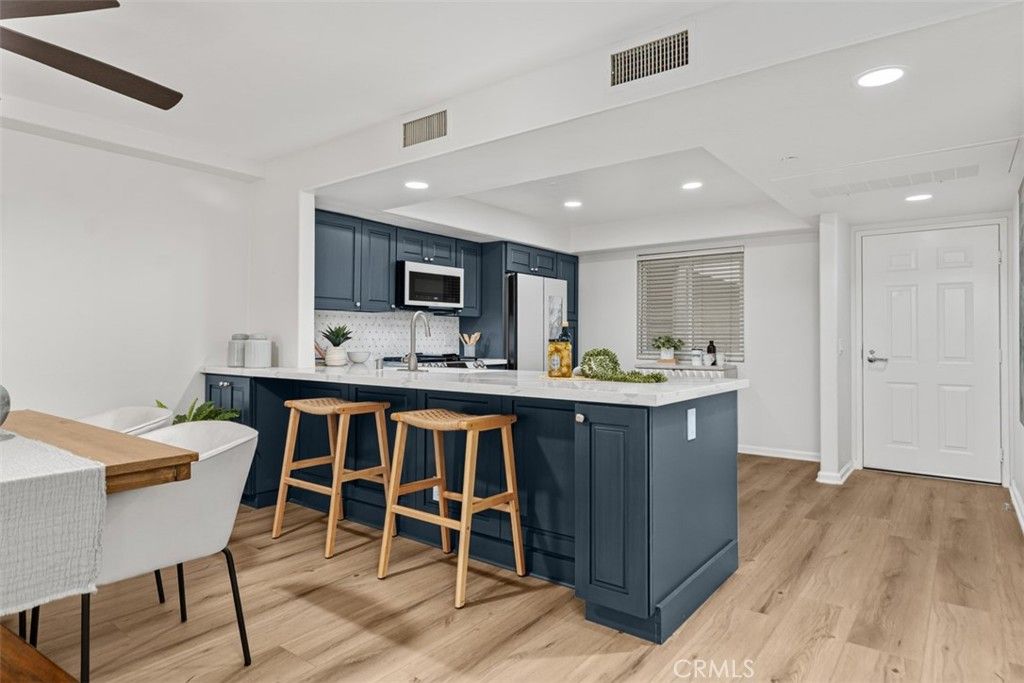 200 Pacific coast Highway M50, Huntington Beach, CA 92648 — photo 4