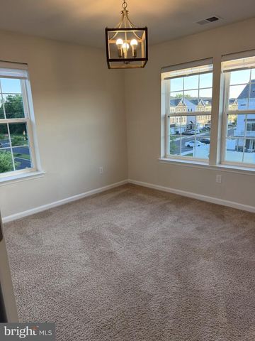 1 AUTUMN PARK BLVD, Medford, NJ 08055