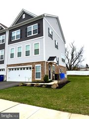 1 AUTUMN PARK BLVD, Medford, NJ 08055