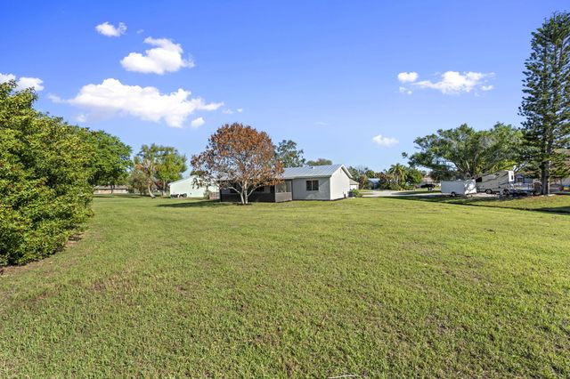 1900 SE Ancora Court, Port St. Lucie, Port St Lucie, FL 34952