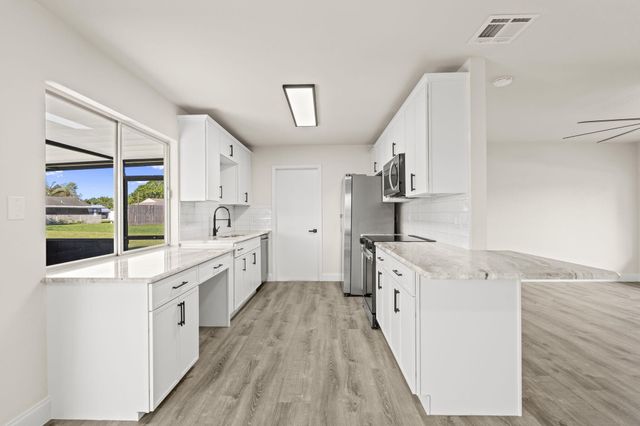 1900 SE Ancora Court, Port St. Lucie, Port St Lucie, FL 34952