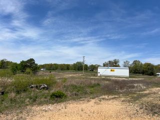 15839 East State Highway 76, Ava, MO 65608