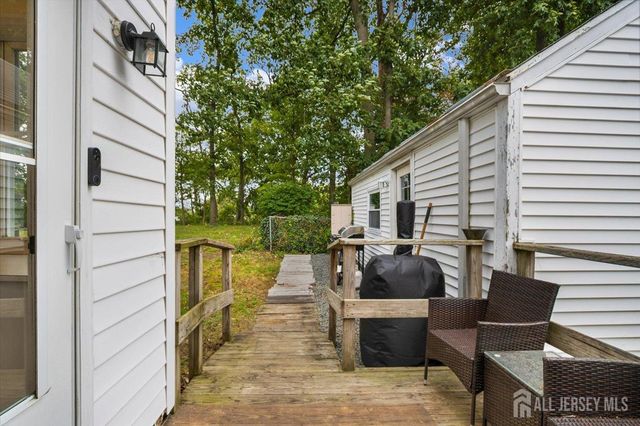 471 Beverly Drive, Aberdeen, NJ 07735