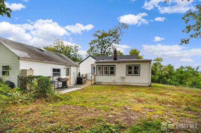 471 Beverly Drive, Aberdeen, NJ 07735