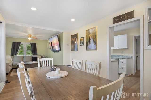 471 Beverly Drive, Aberdeen, NJ 07735