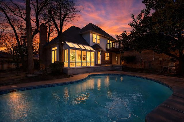 4706 El Brevo Court, Arlington, TX 76017