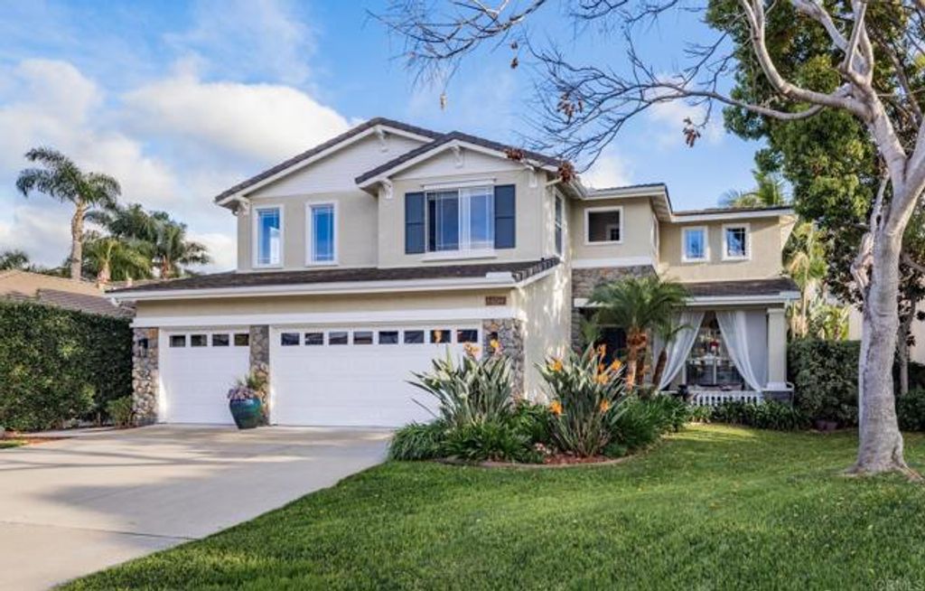 3459 Paseo Ancho, Carlsbad, CA 92009