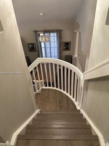 1471 NW 159th Ave, Pembroke Pines, FL 33028