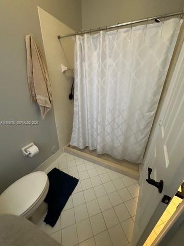 1471 NW 159th Ave, Pembroke Pines, FL 33028