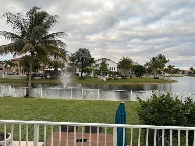 1471 NW 159th Ave, Pembroke Pines, FL 33028