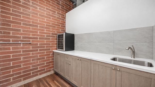 328 River Street, Lemont, IL 60439