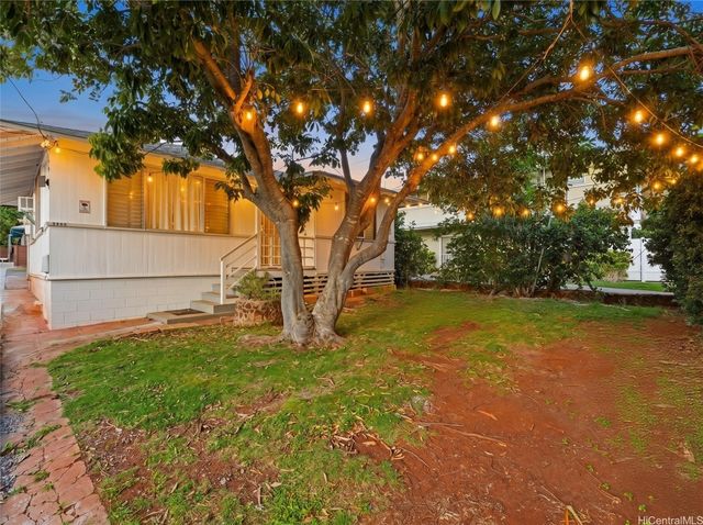 3622 Maunalei Avenue, Honolulu, HI 96816