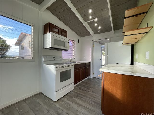 3622 Maunalei Avenue, Honolulu, HI 96816