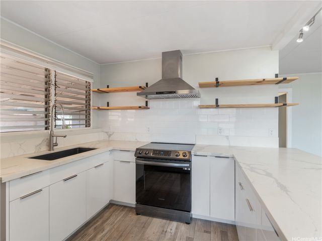 3622 Maunalei Avenue, Honolulu, HI 96816