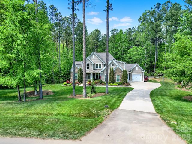 1026 Ledge Wood Lane, Clover, SC 29710