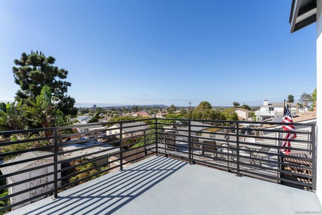 6728 36 Thomson Ct, San Diego, CA 92111