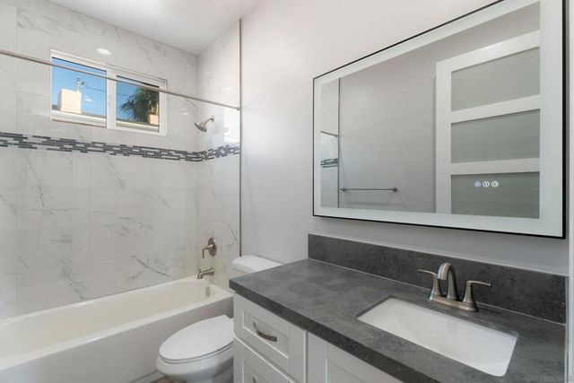 6728 36 Thomson Ct, San Diego, CA 92111