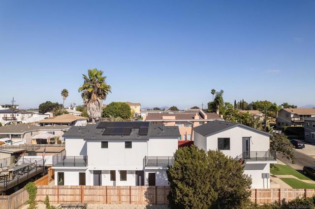 6728 36 Thomson Ct, San Diego, CA 92111