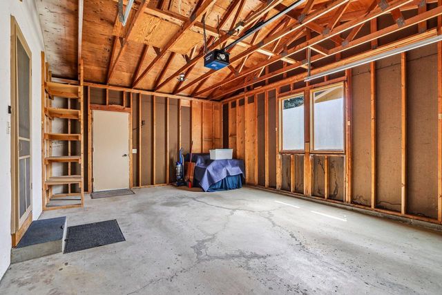 715 Tamarack Dr E, West Bend, WI 53095