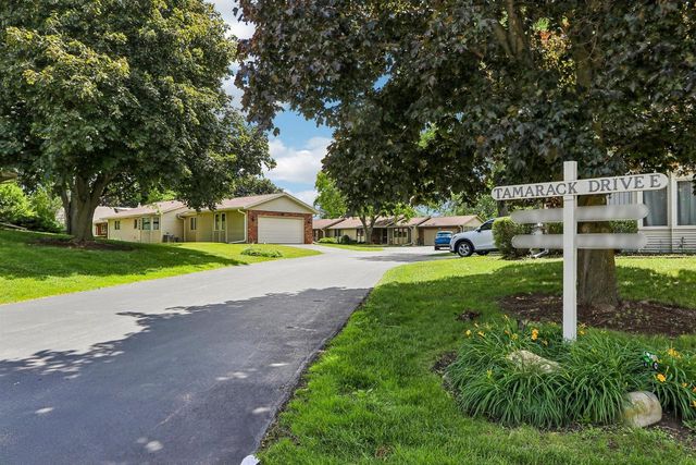 715 Tamarack Dr E, West Bend, WI 53095