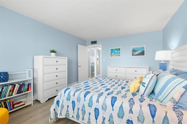 9 FORBES PLACE 707, Dunedin, FL 34698