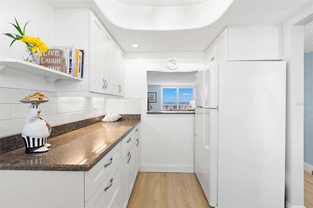 Image 19 of property listing at 9 FORBES PLACE 707, Dunedin, FL 34698