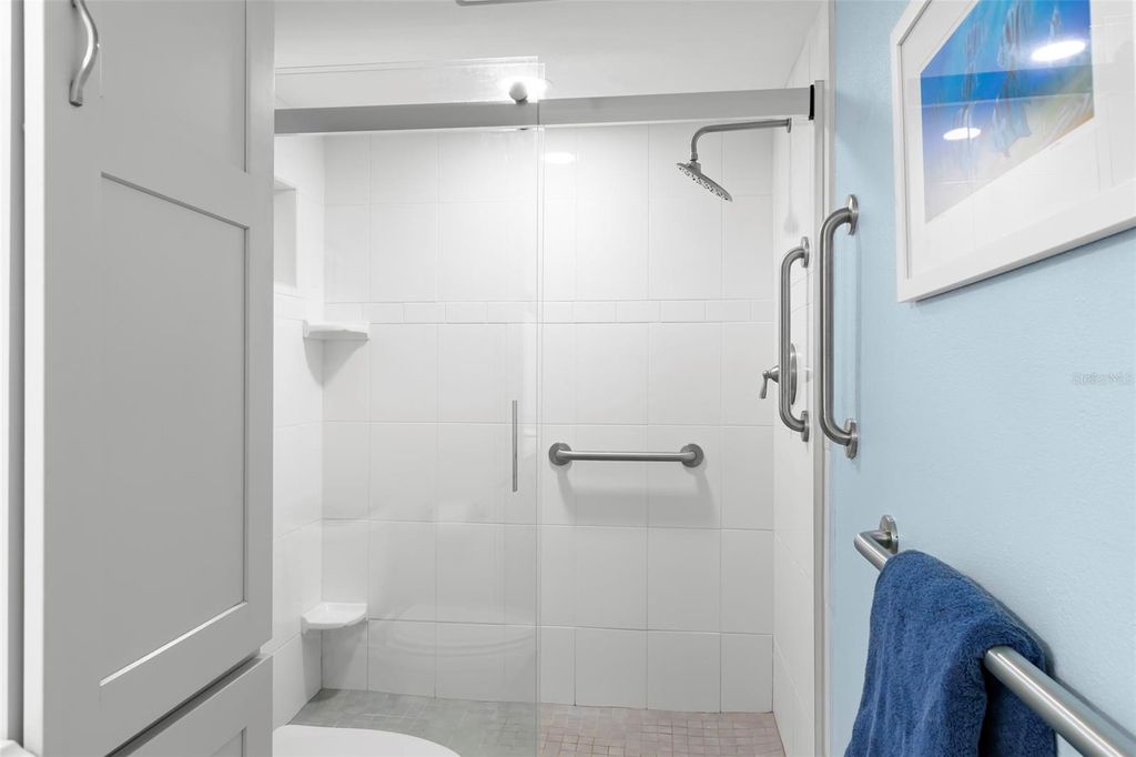 Image 28 of property listing at 9 FORBES PLACE 707, Dunedin, FL 34698