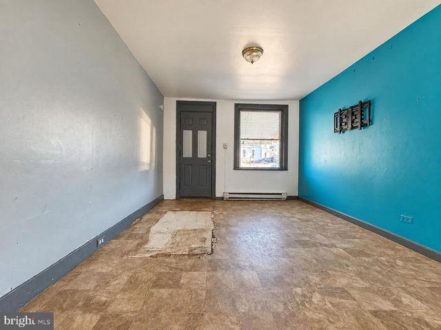 1056 SPRUCE ST, Reading, PA 19602