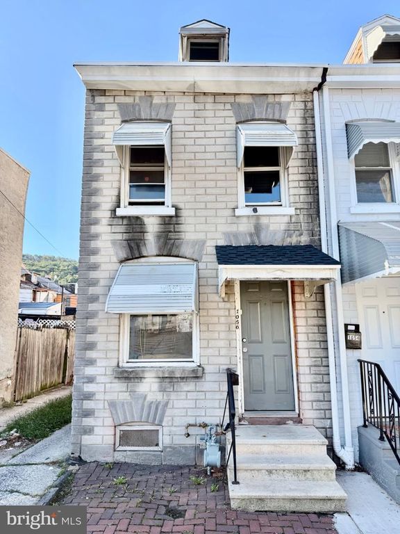 1056 SPRUCE ST, Reading, PA 19602