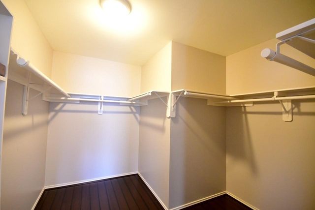 1706 Redwing Bluff Drive, Houston, TX 77009