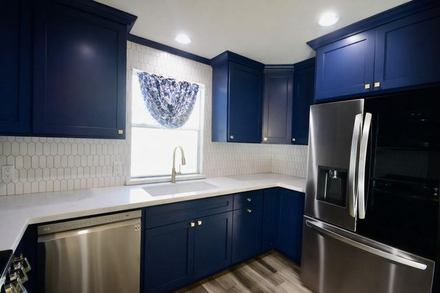 1706 Redwing Bluff Drive, Houston, TX 77009