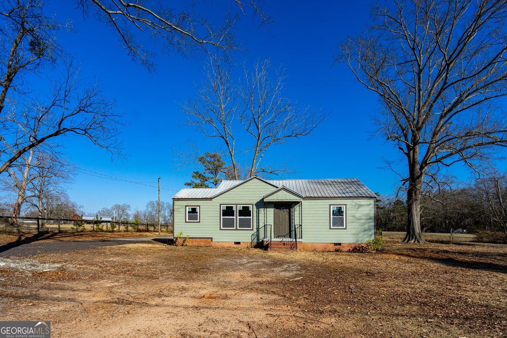 439 Cooley Road, Lagrange, GA 30241