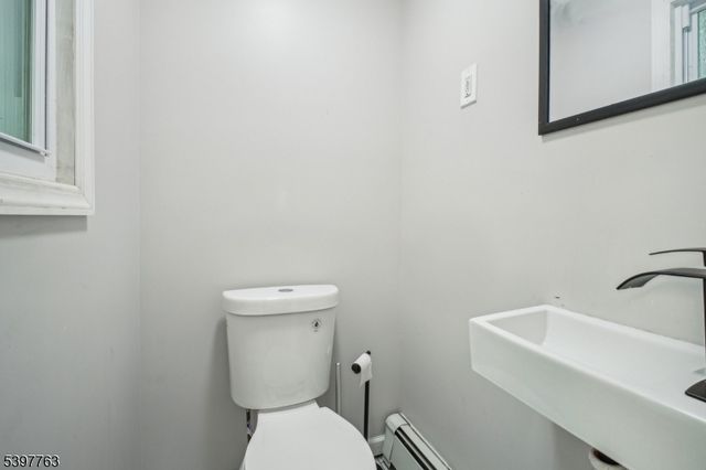 296 Dixon Ave, Paterson City, NJ 07501