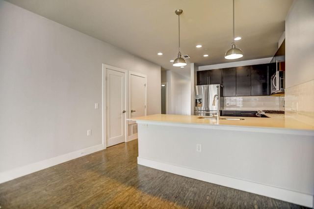 2724 Treble LN 333, Austin, TX 78704