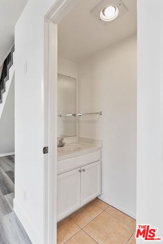 6616 Sylmar Avenue 1, Van Nuys (los Angeles), CA 91405