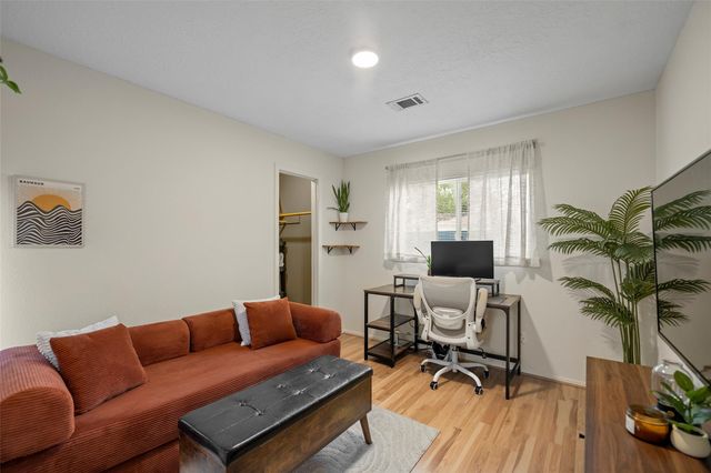 2335 Farriers Bend Drive, Friendswood, TX 77546