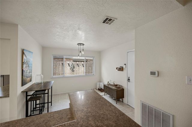 2335 Farriers Bend Drive, Friendswood, TX 77546