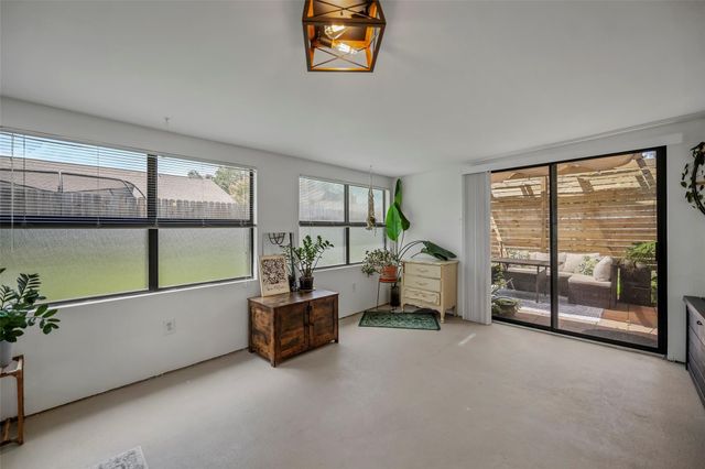 2335 Farriers Bend Drive, Friendswood, TX 77546