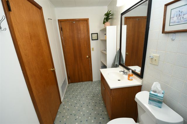 25248 Front Street, Mattawan, MI 49071