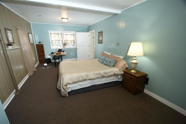 25248 Front Street, Mattawan, MI 49071