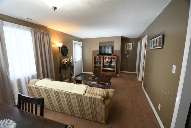 25248 Front Street, Mattawan, MI 49071