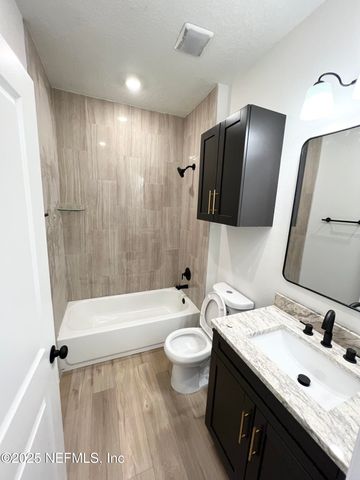 2120 W 2ND Street, Jacksonville, FL 32209