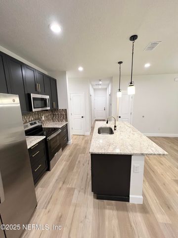 2120 W 2ND Street, Jacksonville, FL 32209