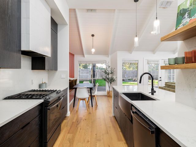 1103 Elmwood TRL, Cedar Park, TX 78613