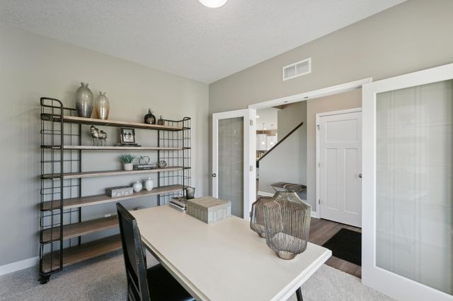 19958 Gadston Lane, Lakeville, MN 55044