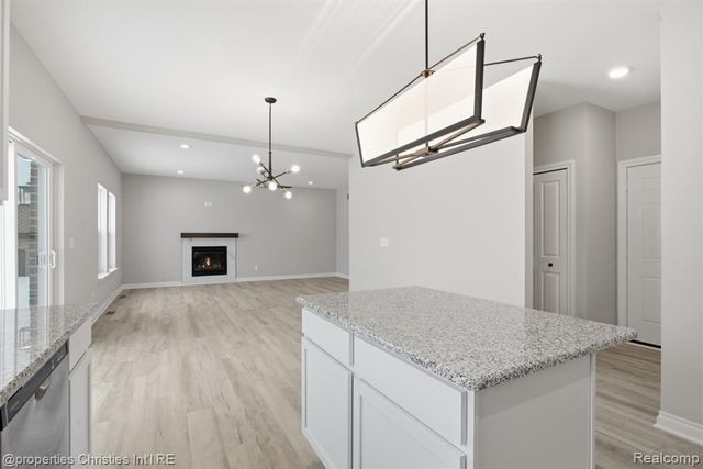 23188 Waterview Drive, New Boston, MI 48164