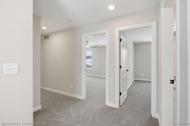 23188 Waterview Drive, New Boston, MI 48164