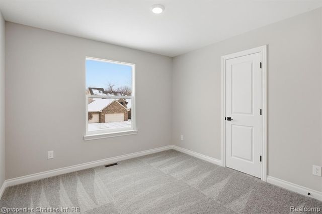 23188 Waterview Drive, New Boston, MI 48164