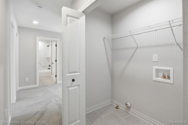 23188 Waterview Drive, New Boston, MI 48164