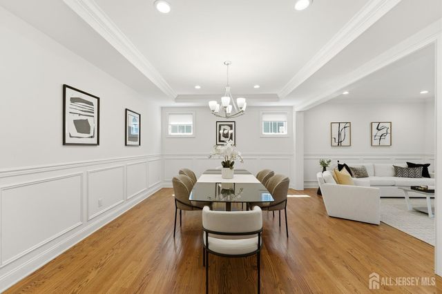 26 Washington Place, Metuchen, NJ 08840